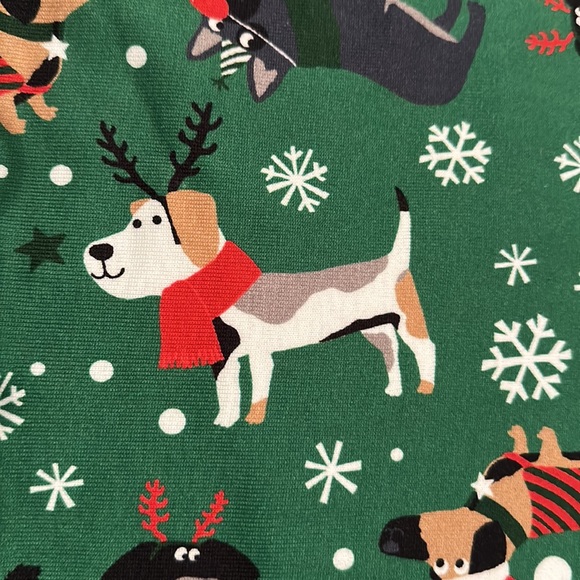 ⭐️ NWT Hanna Andersson Christmas pups women’s pajama top, size M - Picture 6 of 7